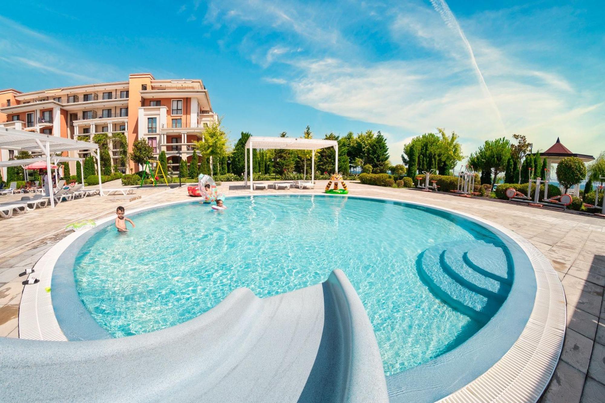 Prestige Fort Beach - Full Board Sveti Vlas Ngoại thất bức ảnh